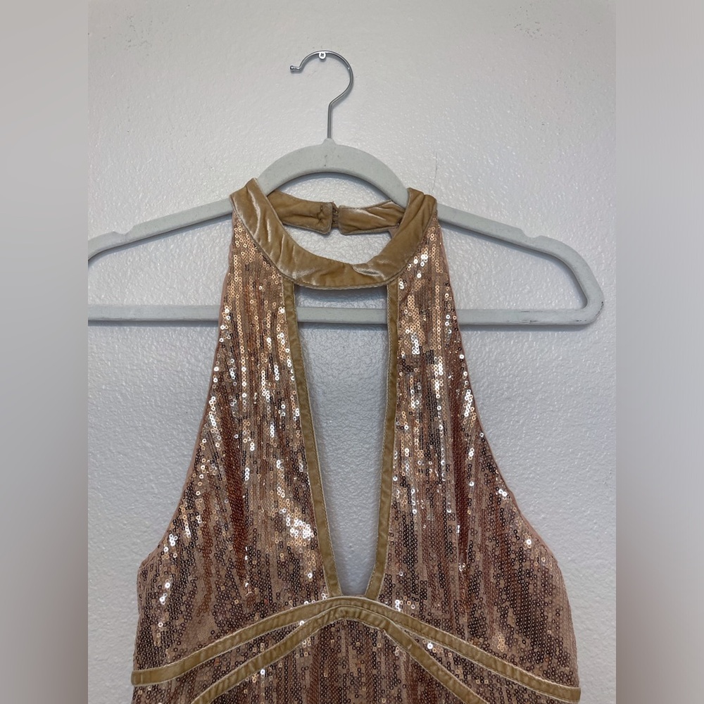Free People Film Noir‎ Sequin Mini Halter Dress in Rose Gold Size 6 - Picture 4 of 11
